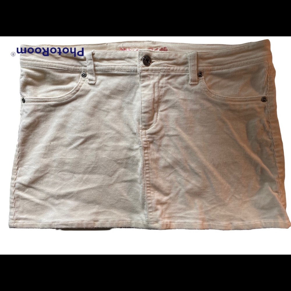 Rue21 cream corduroy mini-skirt size 7/8